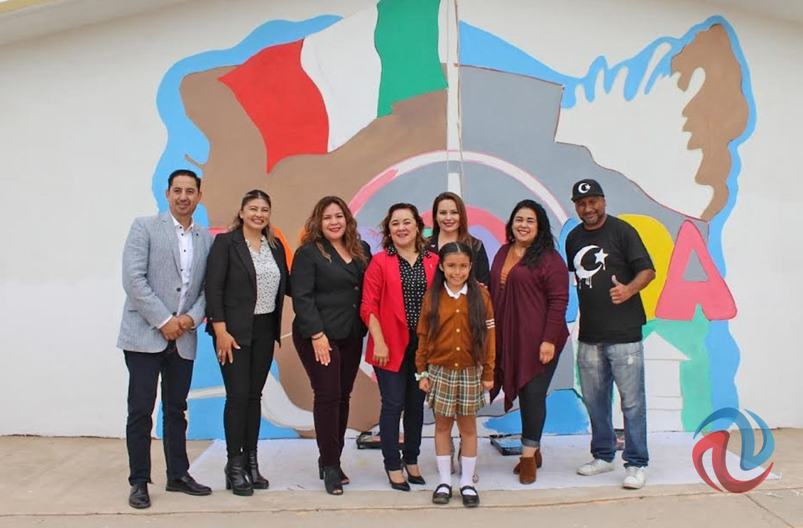 Alumna de Ensenada obtuvo primer lugar estatal por Mi Municipio en un Mural