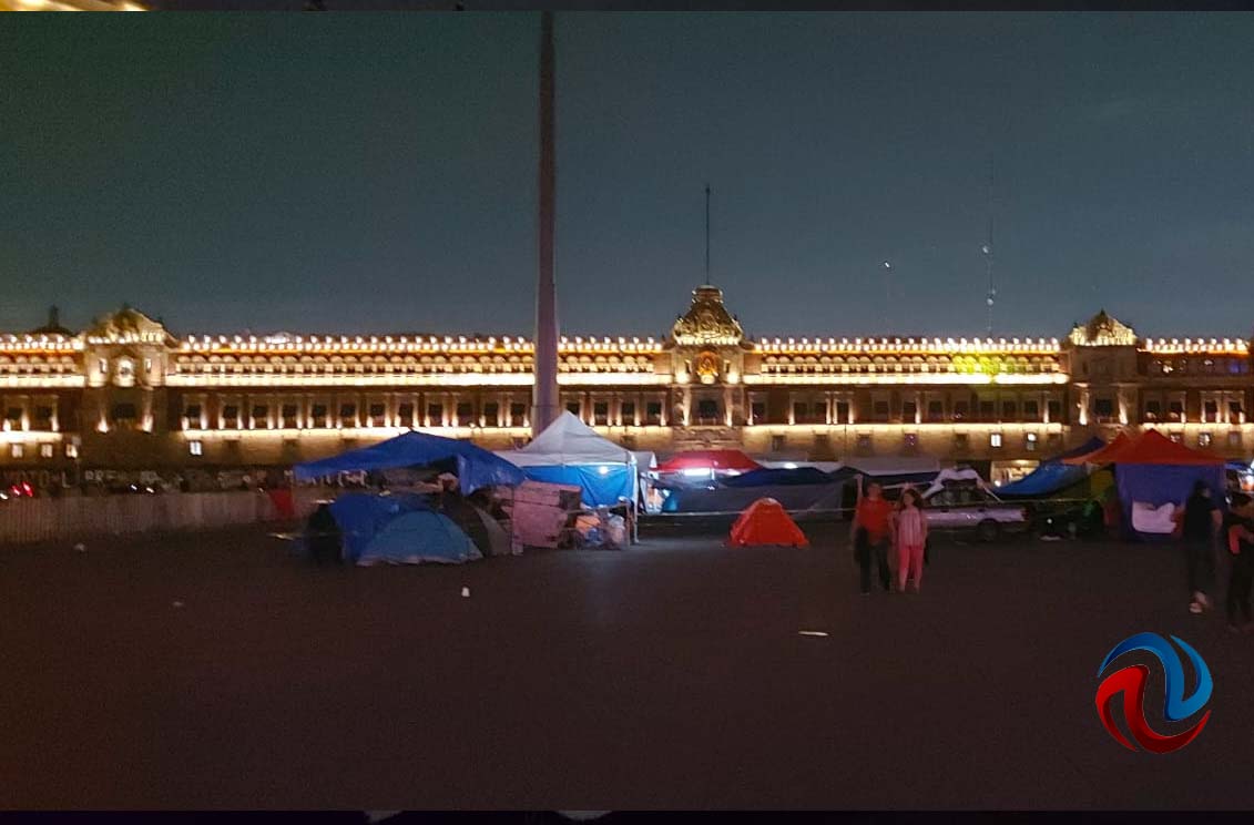 Blindado, el zócalo de la Ciudad de México