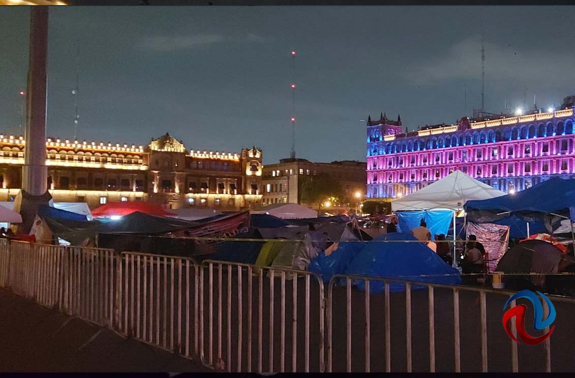 Blindado, el zócalo de la Ciudad de México