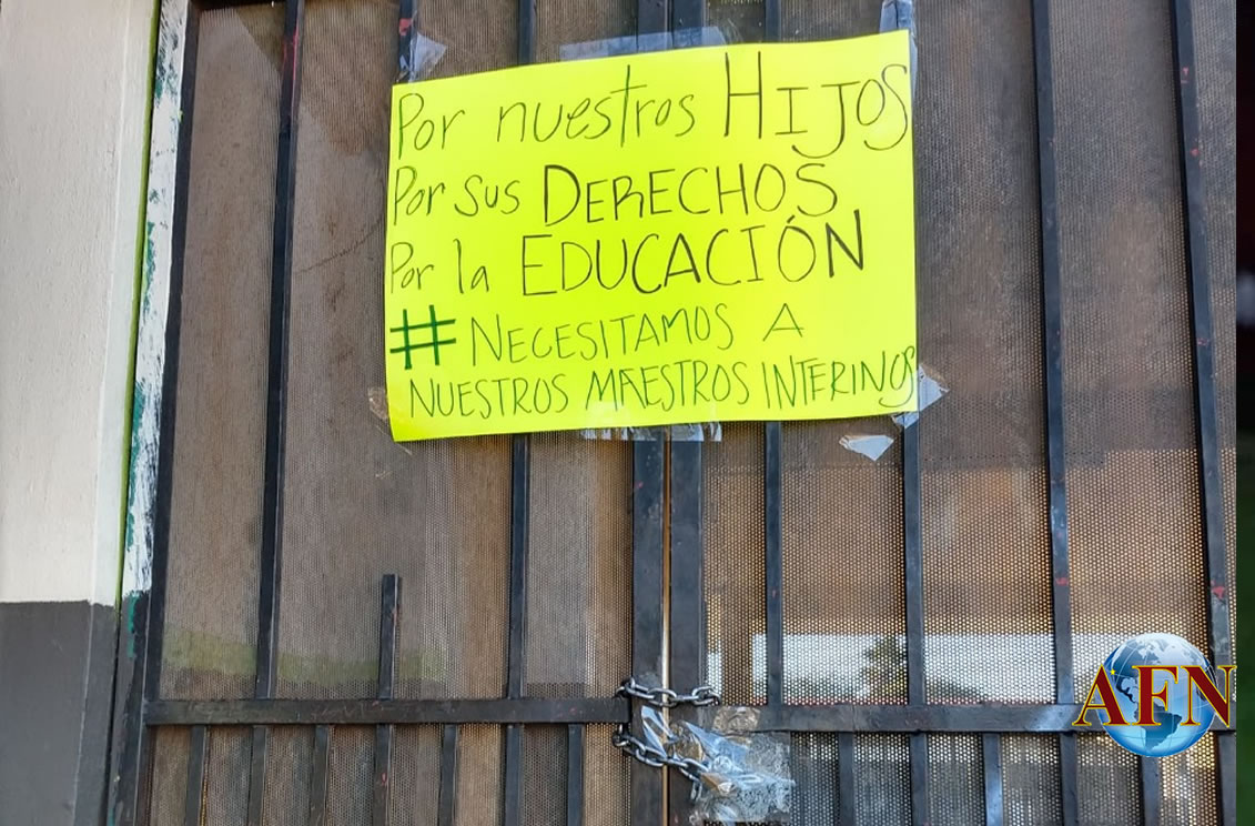 Bloquean vecinos vialidades, exigen soluciones