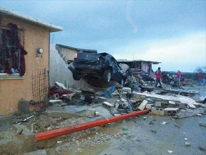 Devastador tornado azota Ciudad Acuña