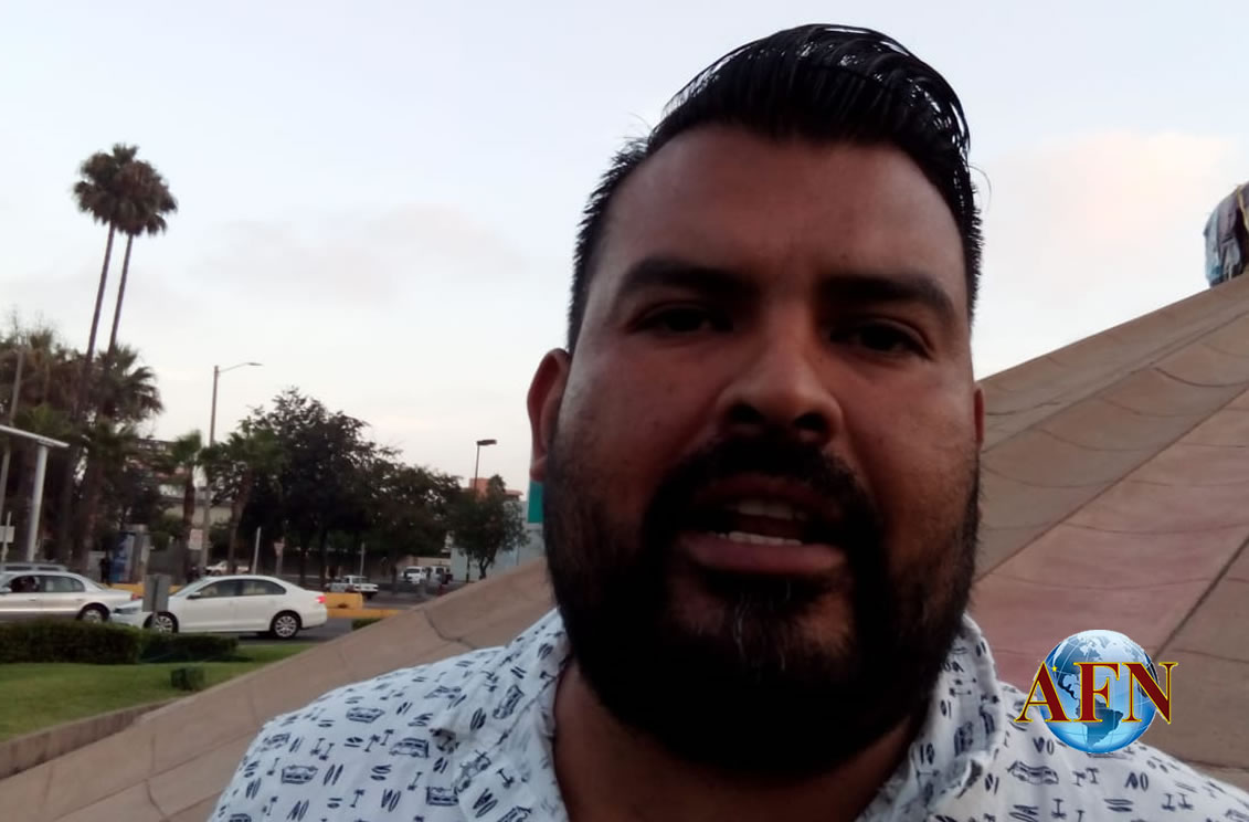 Realizan marcha por los 43 de Ayotzinapa