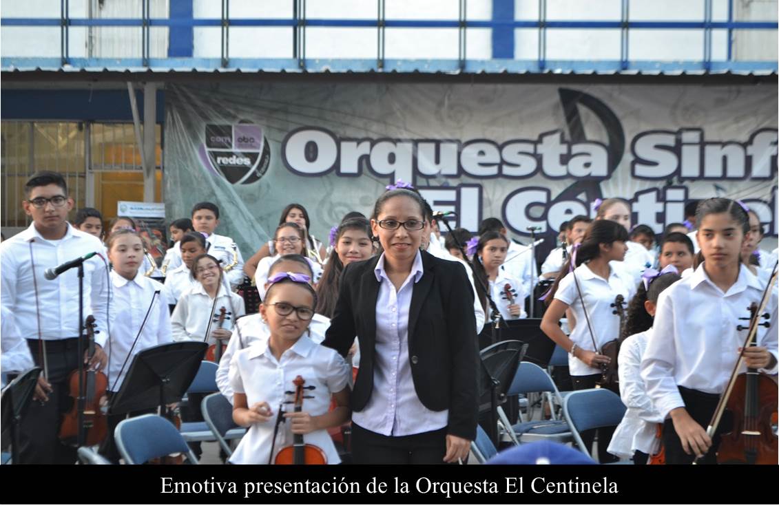 Emotiva presentación de la Orquesta El Centinela