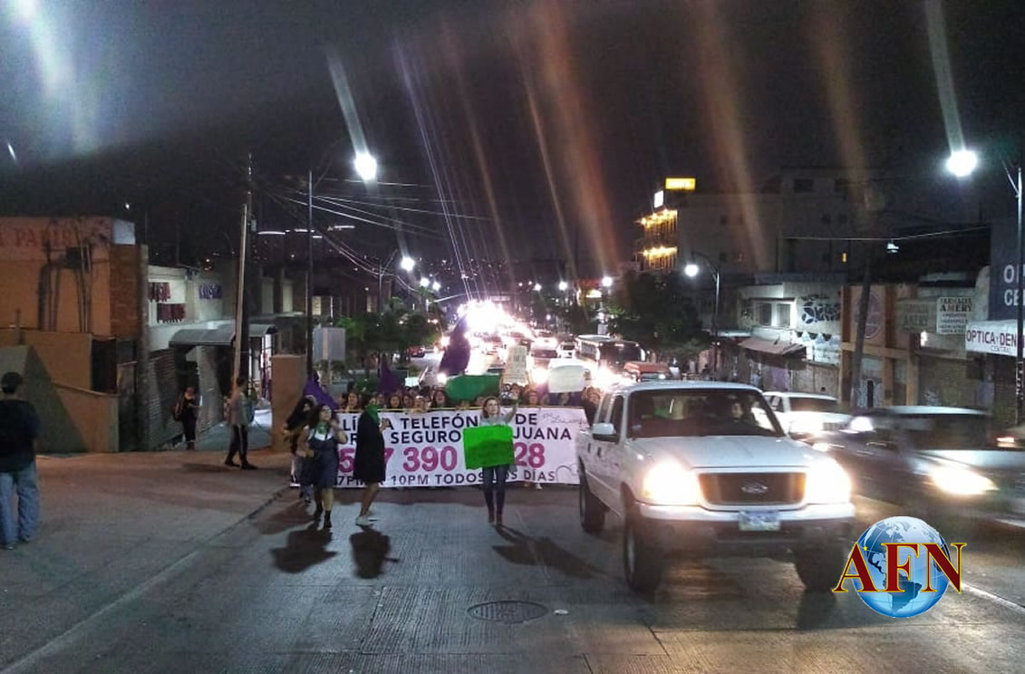 Exigen despenalización del aborto   