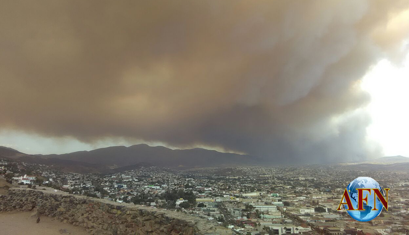 Fuerte incendio en Ensenada