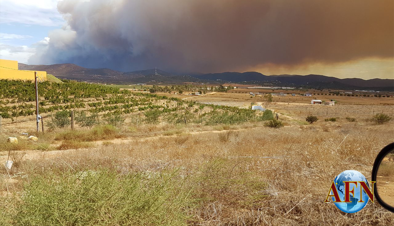 Fuerte incendio en Ensenada