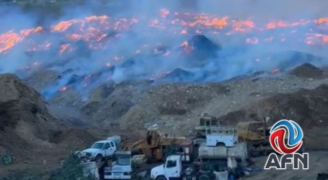 Tardarán varios días en sofocar incendio de aserrín, aseguran