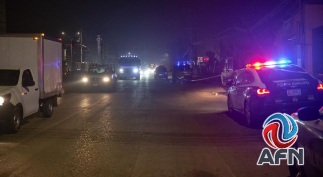 Un muerto y dos heridos, saldo por choque de una camioneta