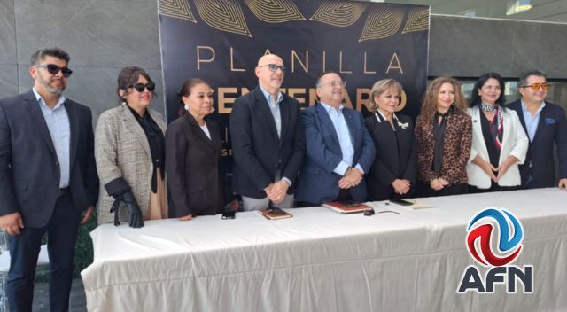 Presentó Olivaldo Paz la planilla para su reelección en Canaco