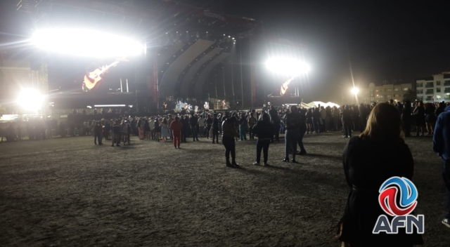 Baja asistencia en concierto de Carin León en La Monumental