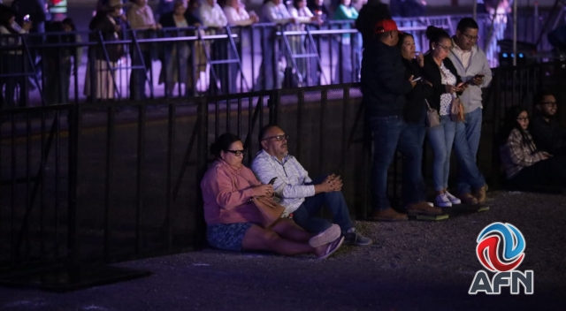 Baja asistencia en concierto de Carin León en La Monumental