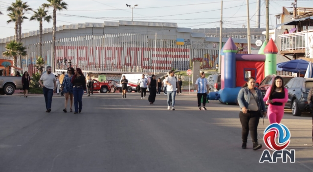 Baja asistencia en concierto de Carin León en La Monumental