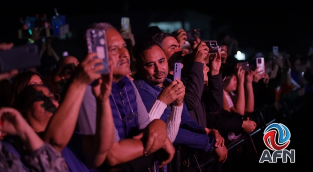 Baja asistencia en concierto de Carin León en La Monumental
