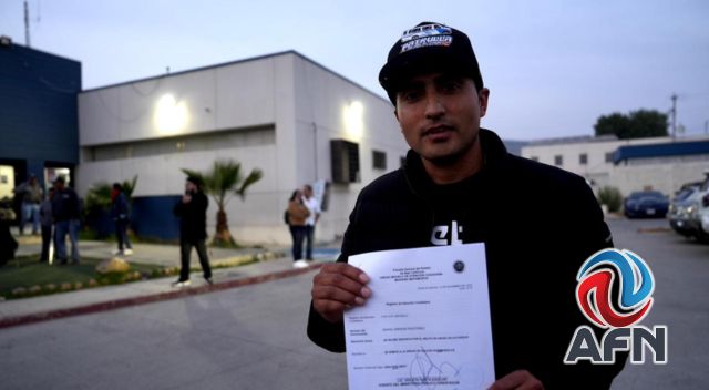 Confronta El Chiquilín a policías en la FGE; declaran afectados de la Patrulla Espiritual