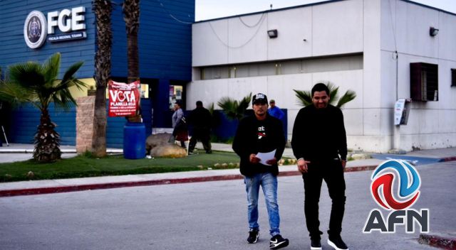 Confronta El Chiquilín a policías en la FGE; declaran afectados de la Patrulla Espiritual