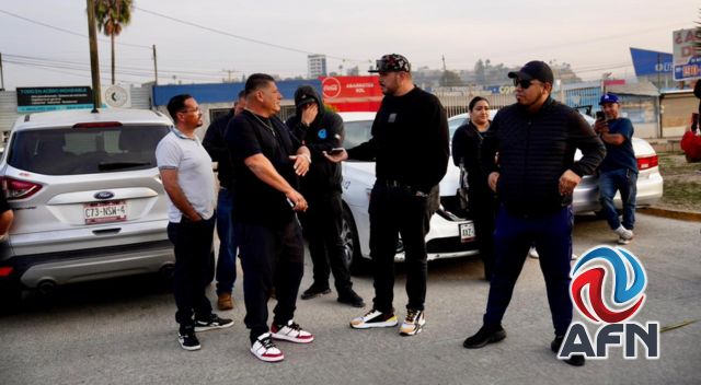 Confronta El Chiquilín a policías en la FGE; declaran afectados de la Patrulla Espiritual