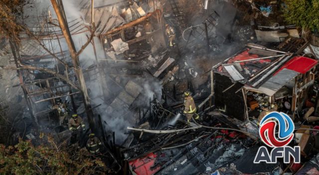 Incendio consume dos viviendas en la colonia Llamas Amaya