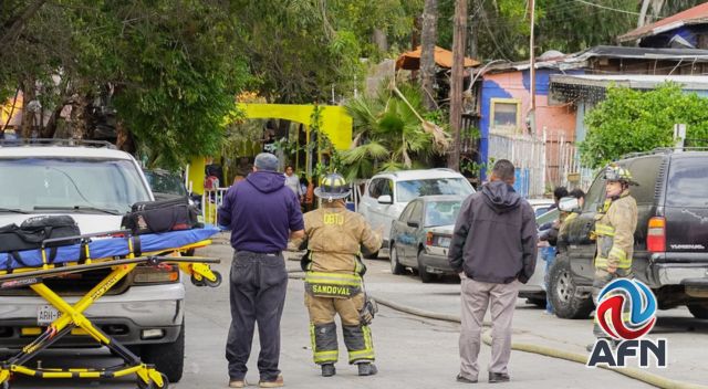 Arden cuatro viviendas en una ladera; quema de basura pudo ser la causa