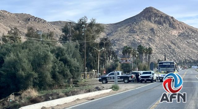 Dejan cuerpo mutilado y narcomensaje en Tecate