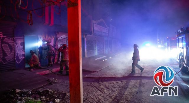 Arde un picadero en local abandonado de colonia La Sierra