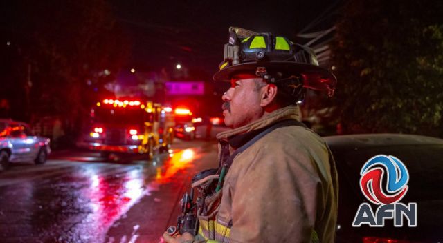 Ardieron ocho viviendas esta madrugada en la colonia Reforma