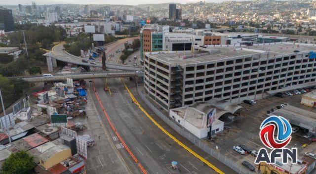 Bajan cruces hacia EU por san Ysidro, previo a la Nochebuena