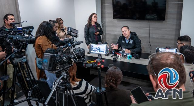 Provocan un socavón indigentes del canal; piden manejar con precaución