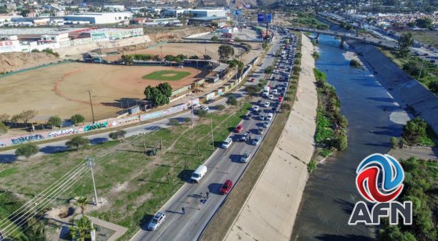 Provocan un socavón indigentes del canal; piden manejar con precaución