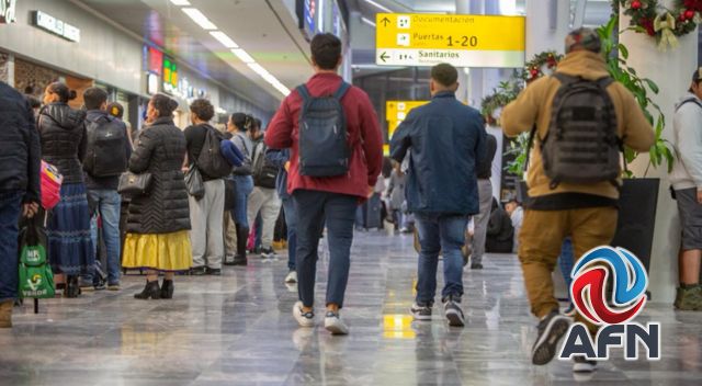 Cancelan vuelos por mal clima; piden a usuarios llamar a aerolíneas