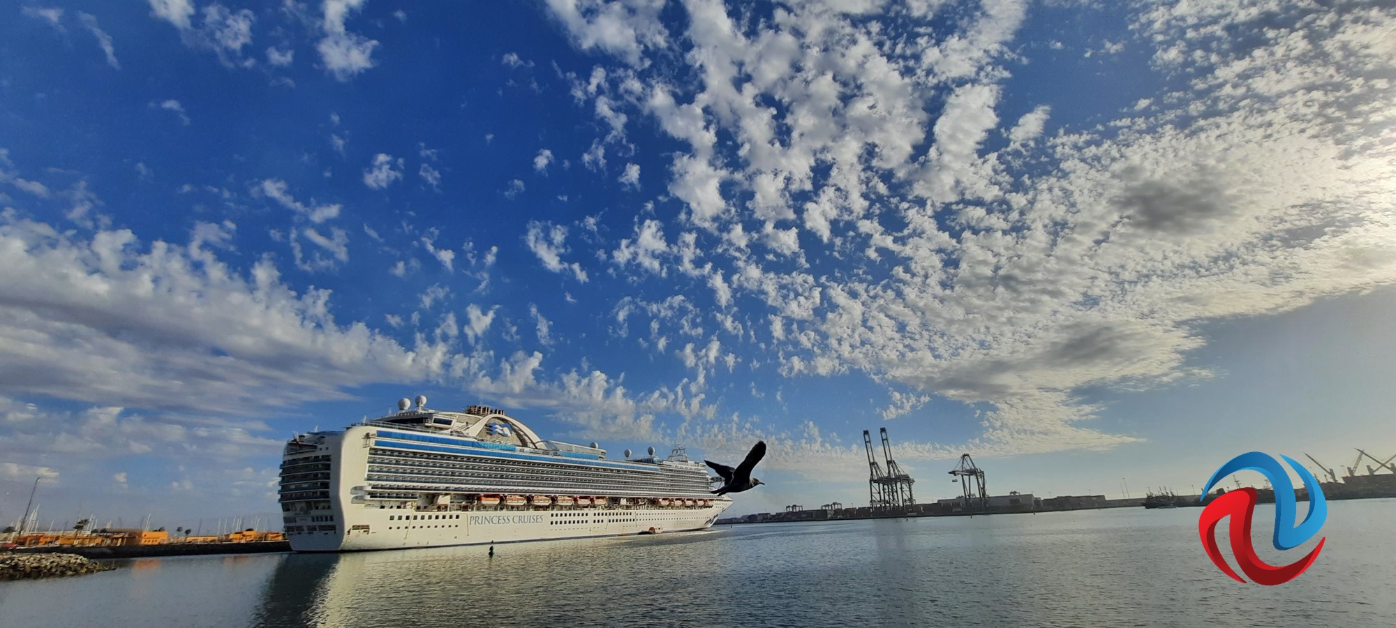 Arribaron los dos primeros cruceros de octubre a Ensenada
