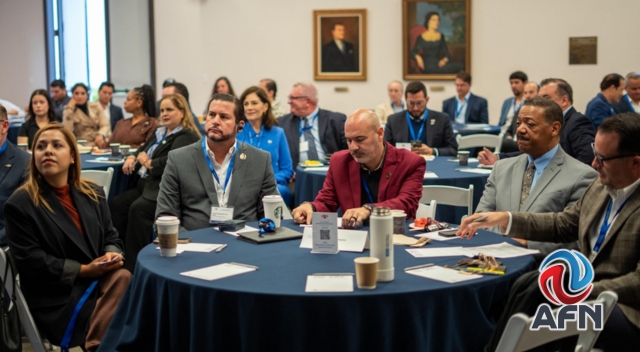 Participa Burgueño en la Cumbre de Alcaldes Fronterizos México-Estados Unidos