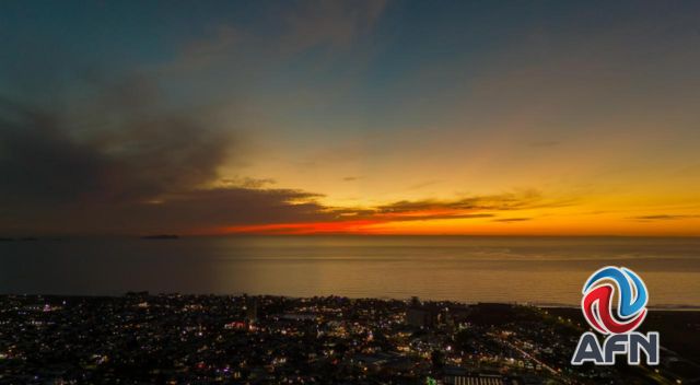 Visitantes de Playas de Tijuana observaron un colorido atardecer