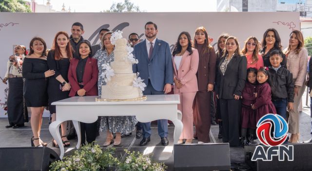 Se casaron cerca de 2 mil parejas en boda colectiva en la avenida Revolución