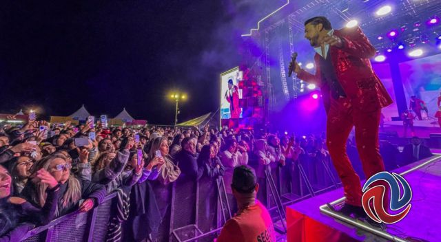 Carnaval de Ensenada rompió récord de asistencia en su segundo día
