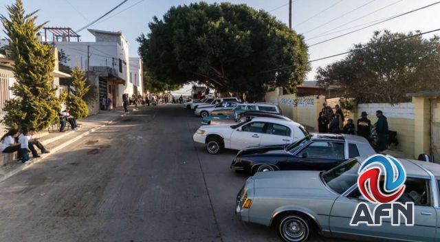 Realizan car show estilo cholo chicano en la colonia Lázaro Cárdenas
