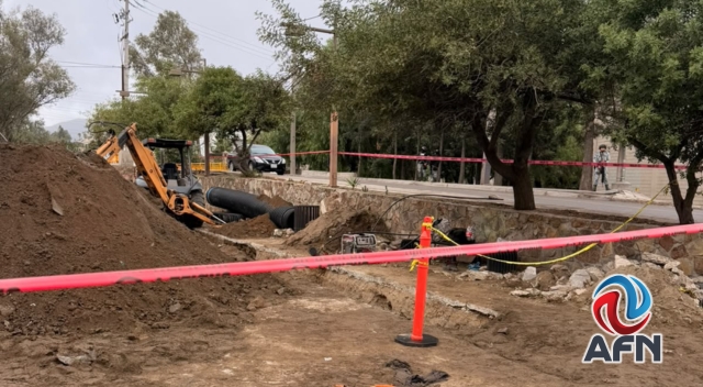 Colapso de tierra deja un fallecido en obra pública de Tecate