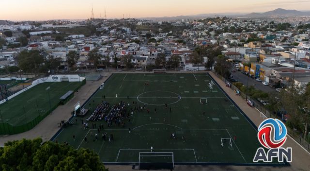 Inaugura Burgueño rehabilitación de unidad deportiva en El Rubí