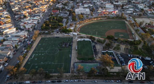 Inaugura Burgueño rehabilitación de unidad deportiva en El Rubí