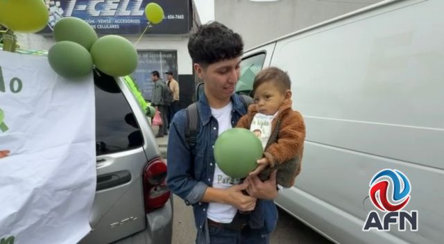 Realizaron caravana en apoyo a Eren ante su próximo trasplante