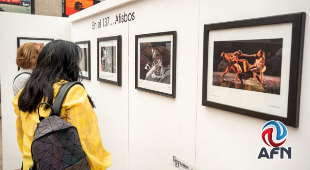 Inauguran exposición fotográfica en explanada de Palacio Municipal 