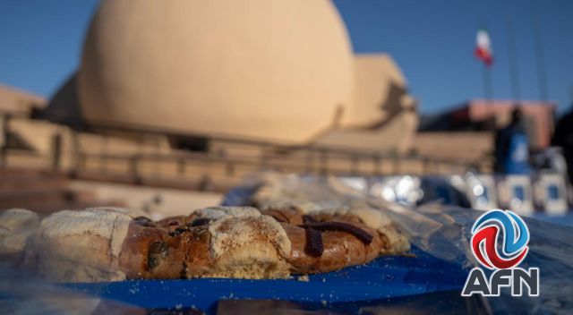 Partieron monumental Rosca de Reyes en el Cecut
