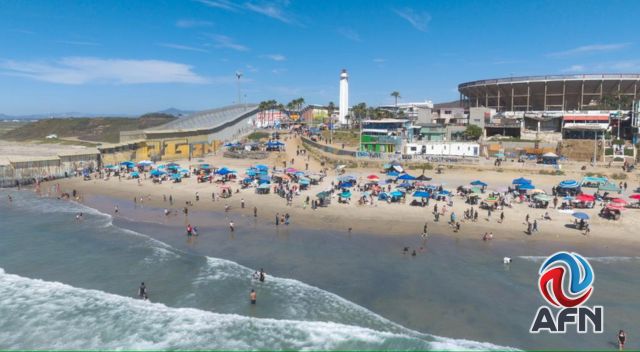 Abarrotadas lucieron las Playas de Tijuana en Sábado de Gloria