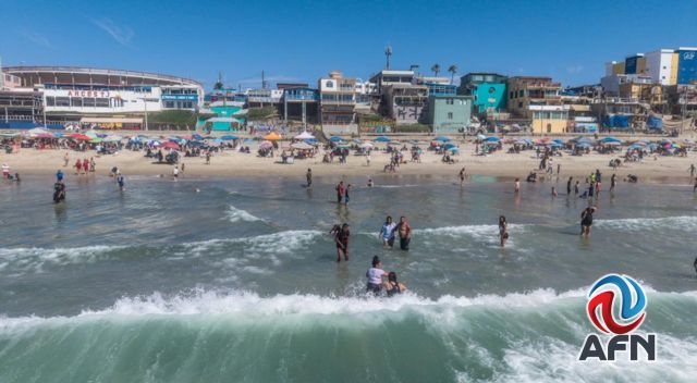 Abarrotadas lucieron las Playas de Tijuana en Sábado de Gloria