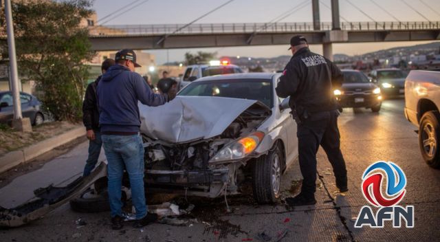 Daños en tres vehículos, dejó un choque múltiple en la Vía Rápida 