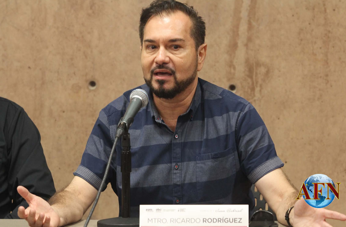 Ofrecerá la OBC Homenaje a Juan Gabriel