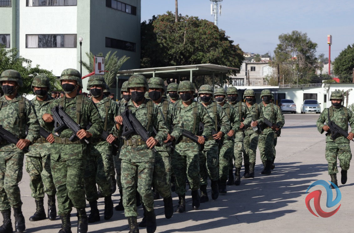 Tomaron protesta de bandera soldados del SMN
