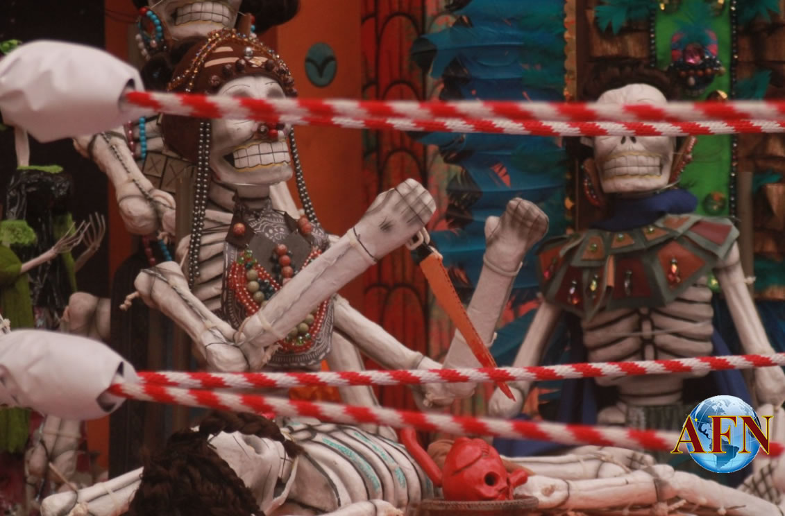 Dedican Altar de Muertos a luchadores