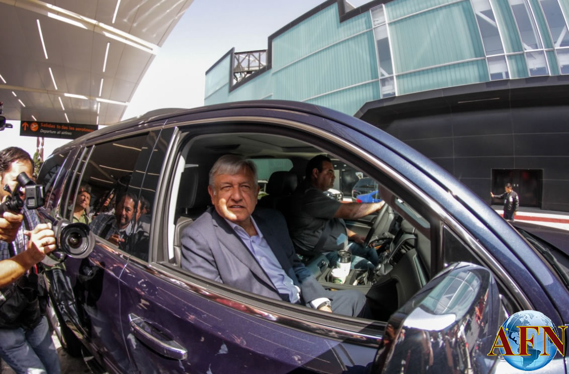 Llega AMLO a Tijuana