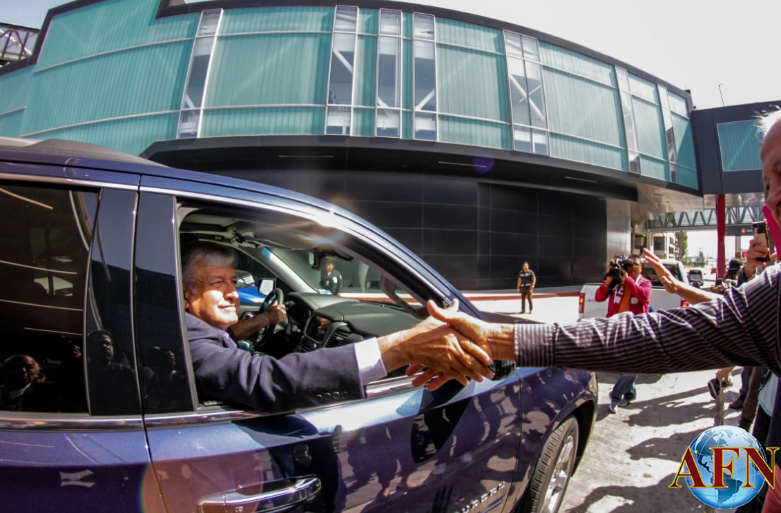 Llega AMLO a Tijuana