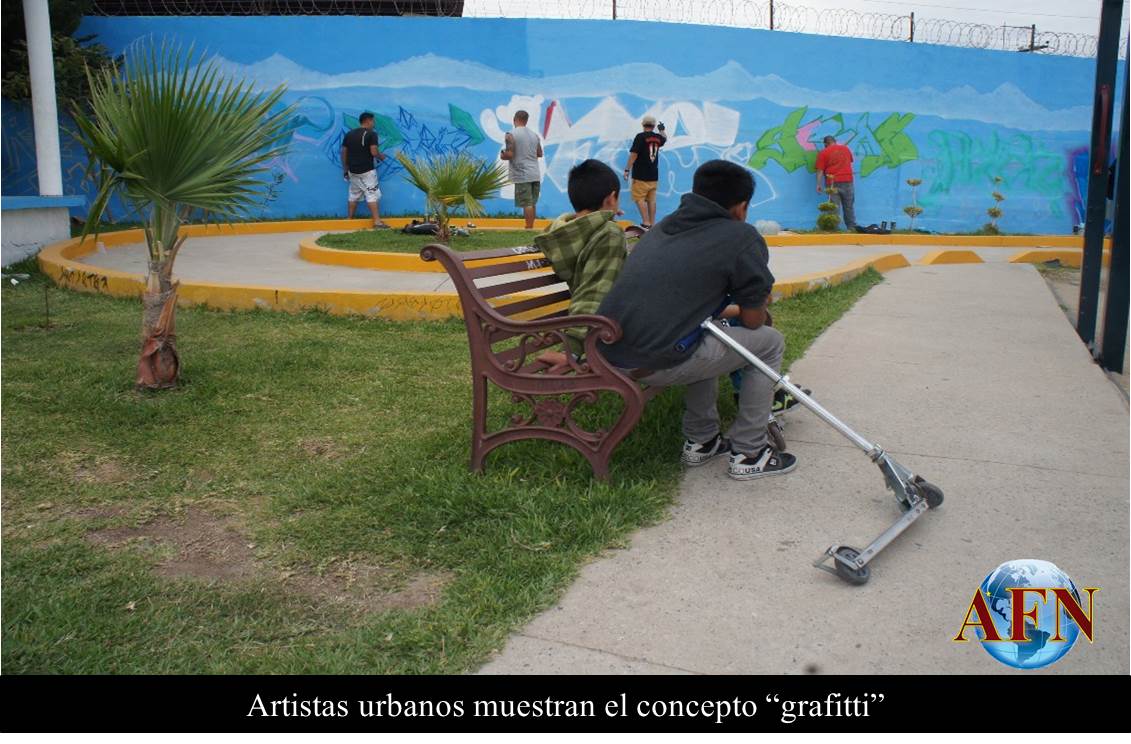 Artistas urbanos muestran el concepto grafitti